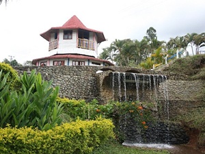 alojamientos lago Calima